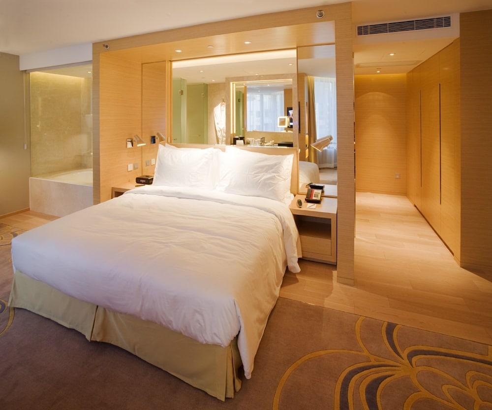 Million Dragon Hotel 875545 — 10