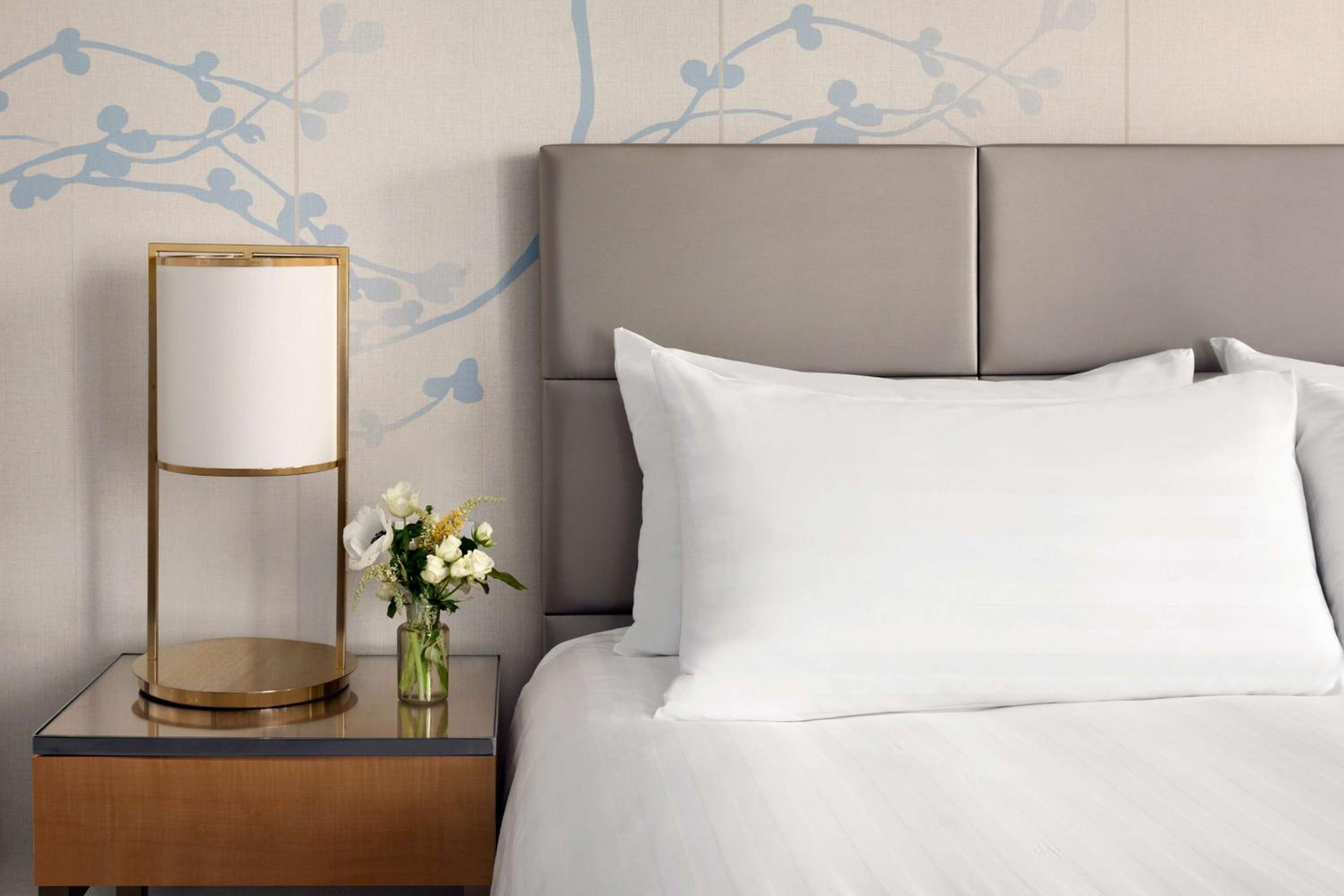 Shangri-La Sydney — 4