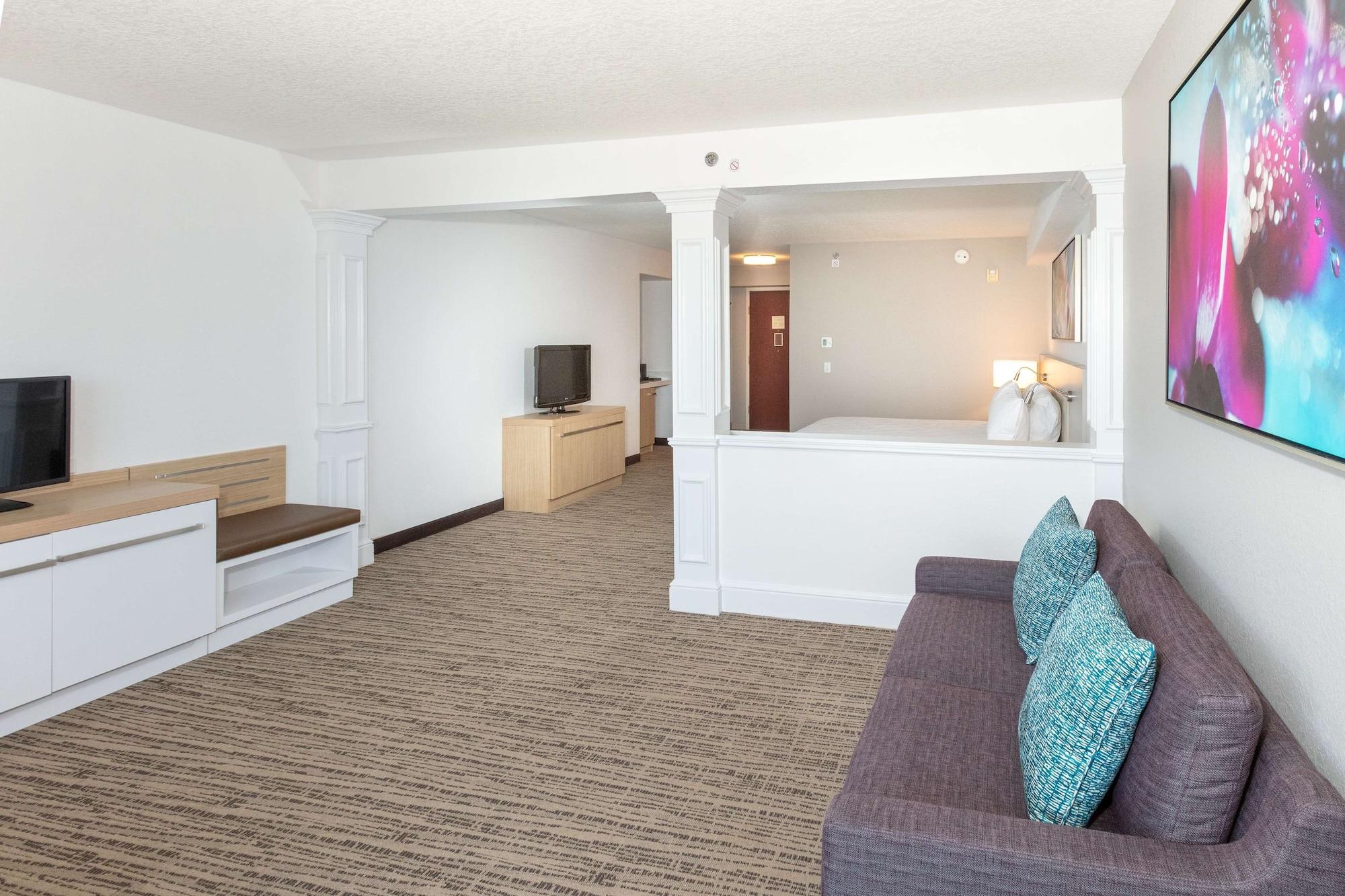 Hilton Garden Inn Daytona Beach Airport — 8