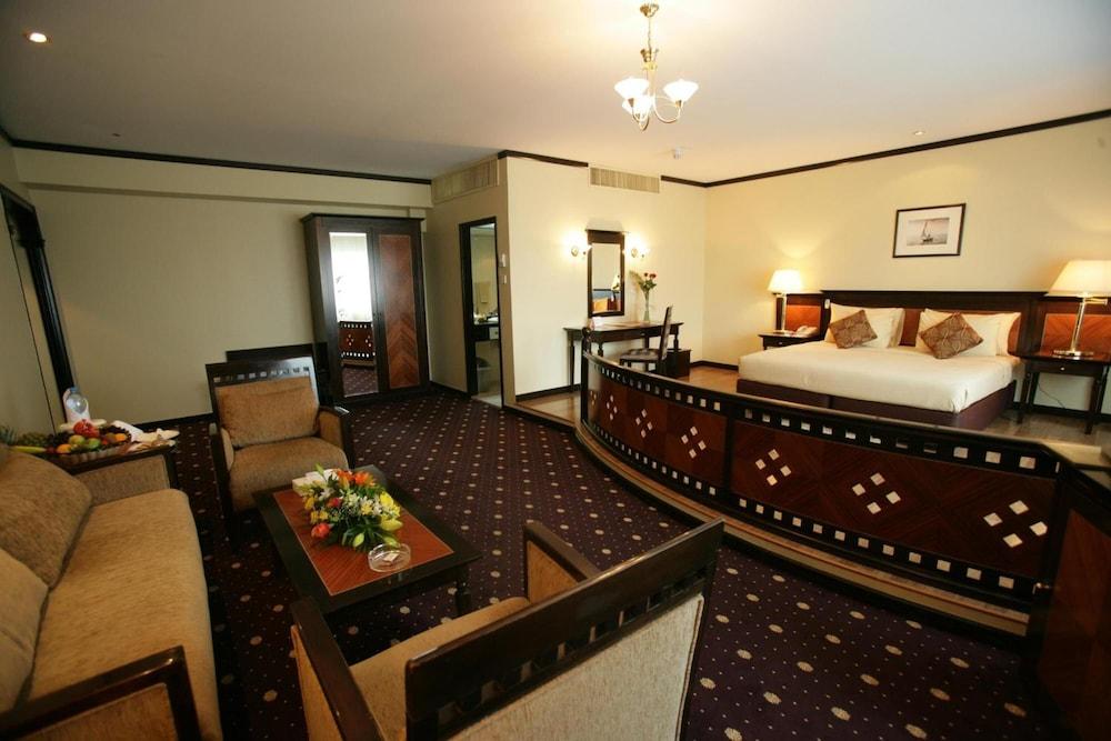 Rolla Suites Hotel (ex J5 Bur Dubai Hotel) — 10