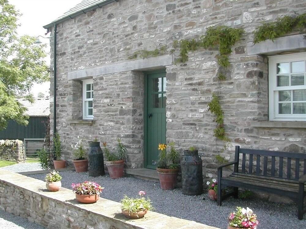 Alltybrain Farm Cottages — 1