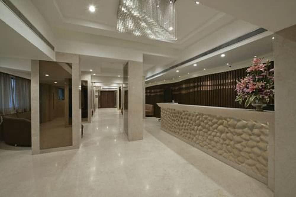 Hotel Heritage — 2
