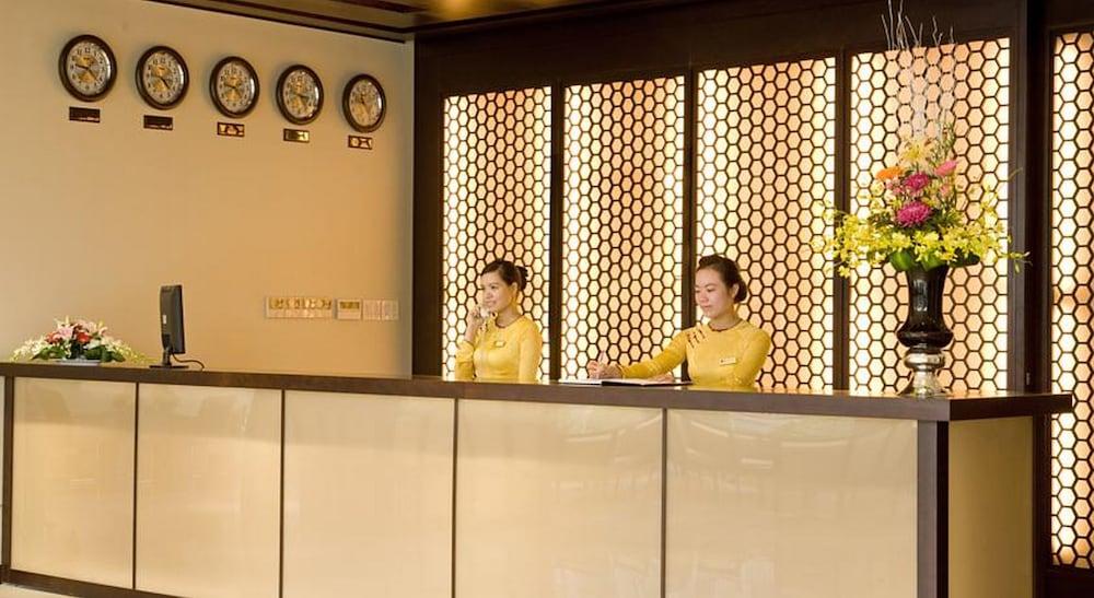 Gold Hotel Hue — 1