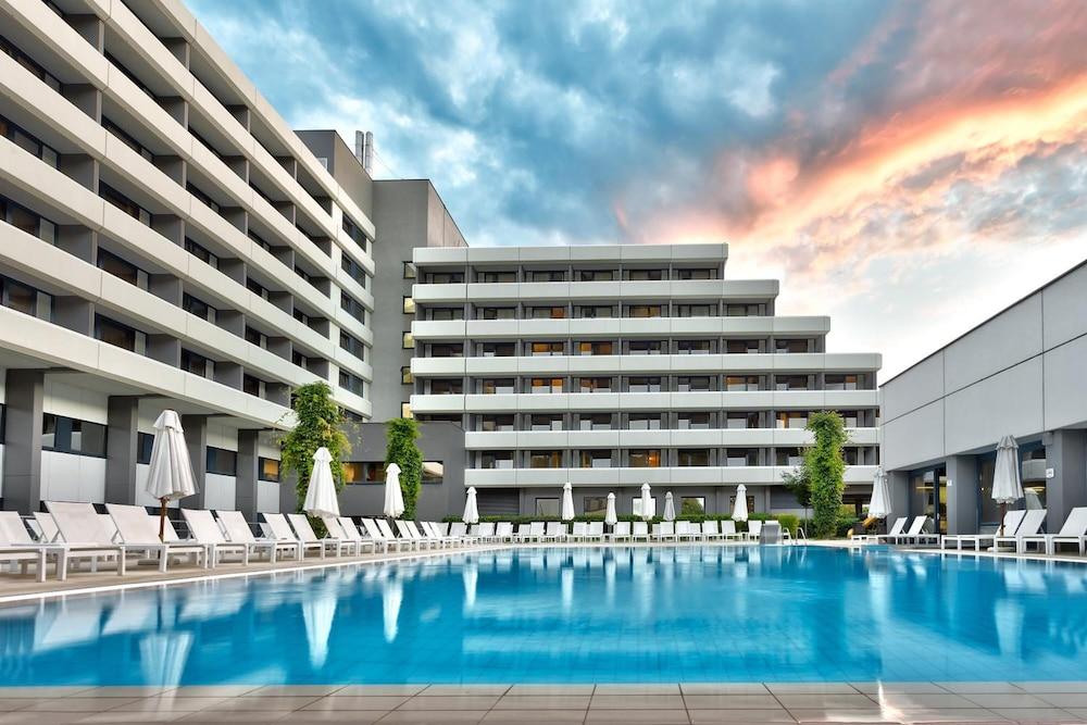 Interhotel Sandanski — 3
