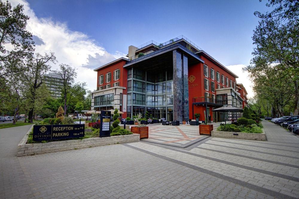 DIVINUS HOTEL — 4