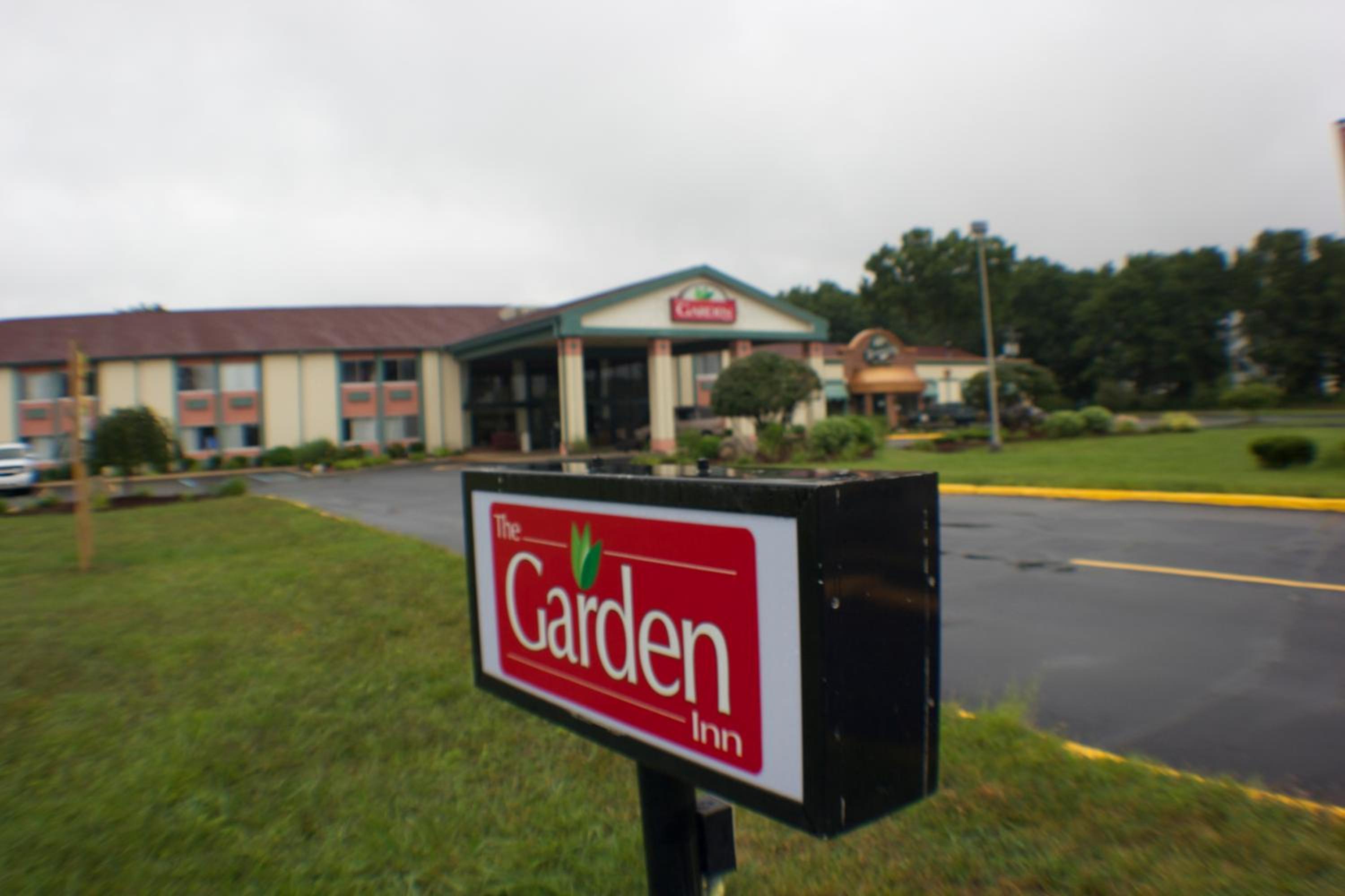 The Garden Inn — 4