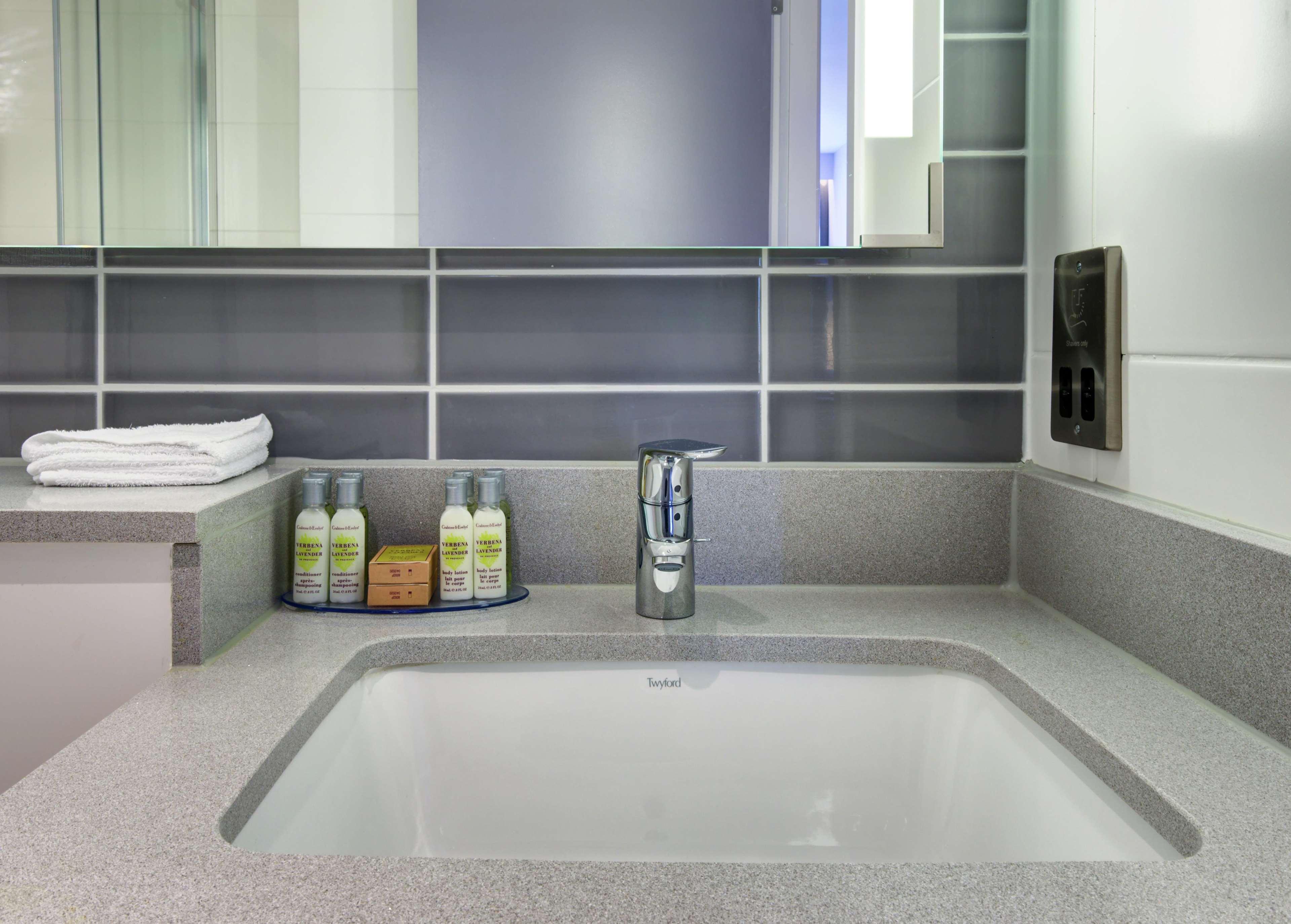 Hilton Garden Inn Dublin City Centre — 9