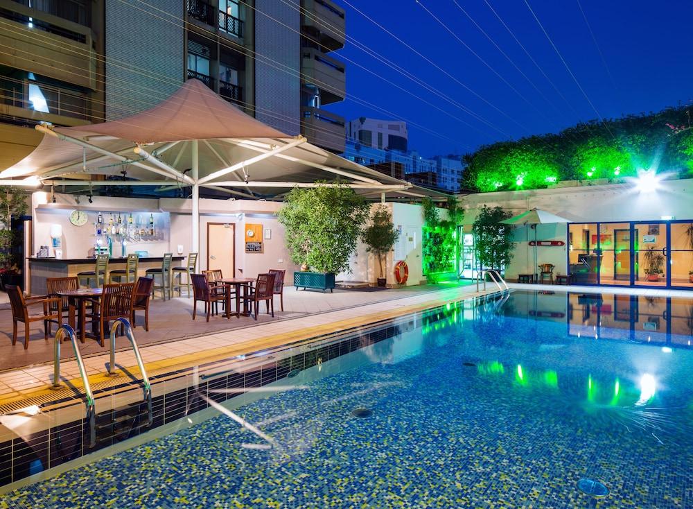 Novel Hotel City Center — 2