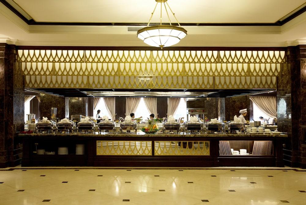 Eldora Hotel — 8