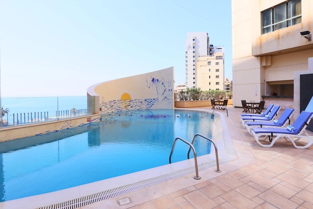 Ramada Plaza by Wyndham Beirut Raouche — 2