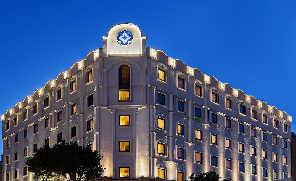 RIVIERA TAIPEI HOTEL 883955 — 4