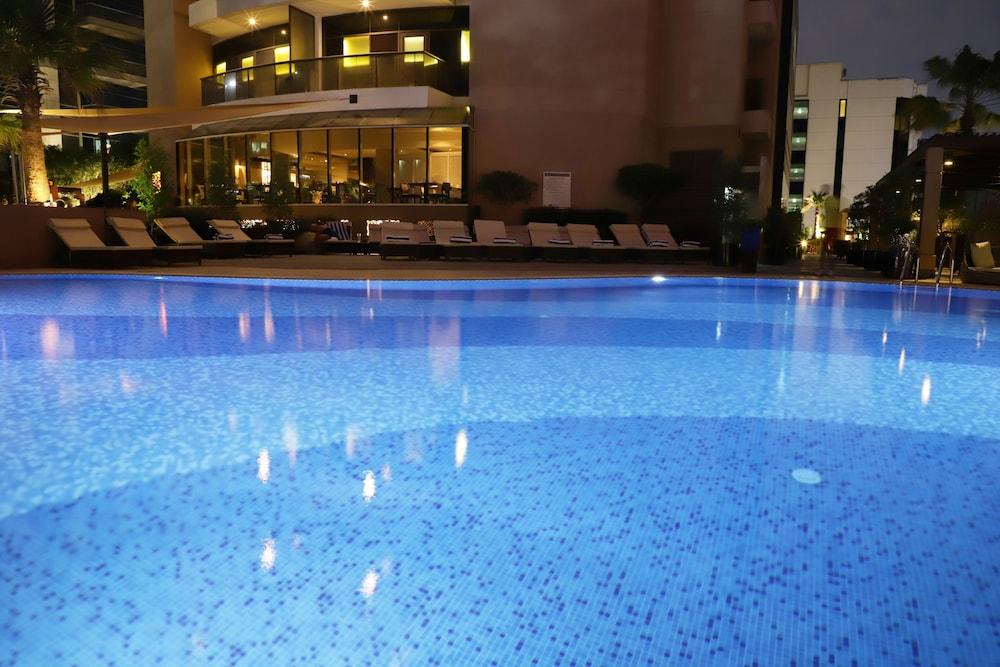 Majestic City Retreat Hotel — 8