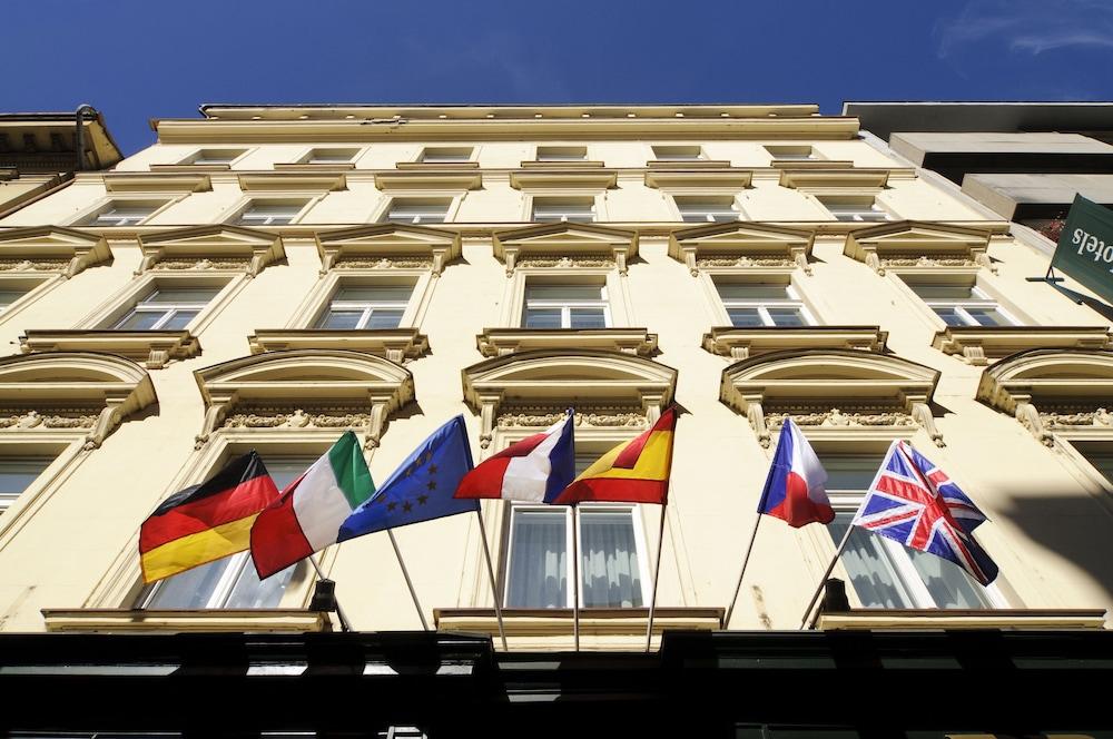 Hotel Praga 1 111732 — 9