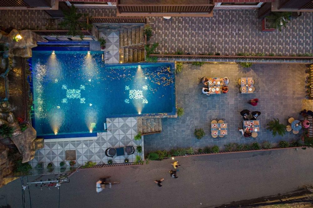 Hotel Manang — 6
