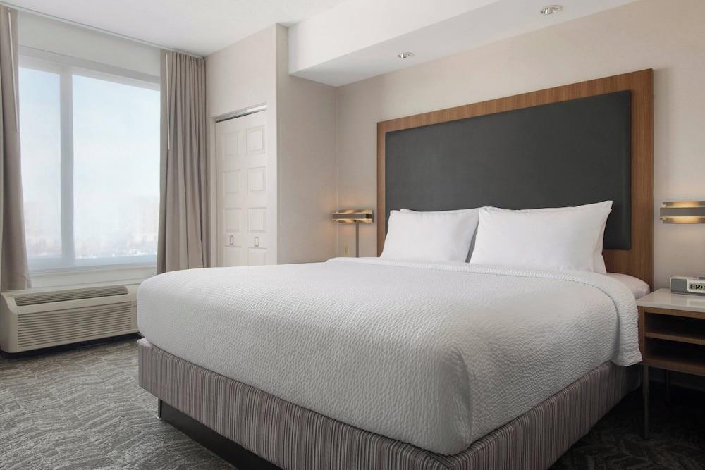 SpringHill Suites Syracuse Carrier Circle — 8