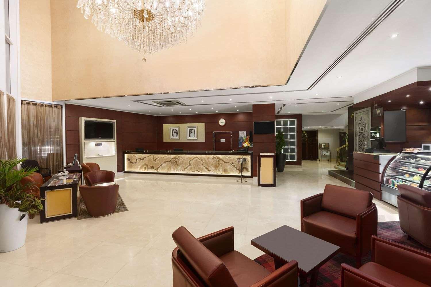Howard Johnson by Wyndham Bur Dubai — 2