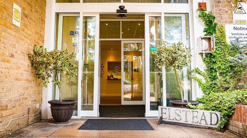 Elstead Hotel — 1