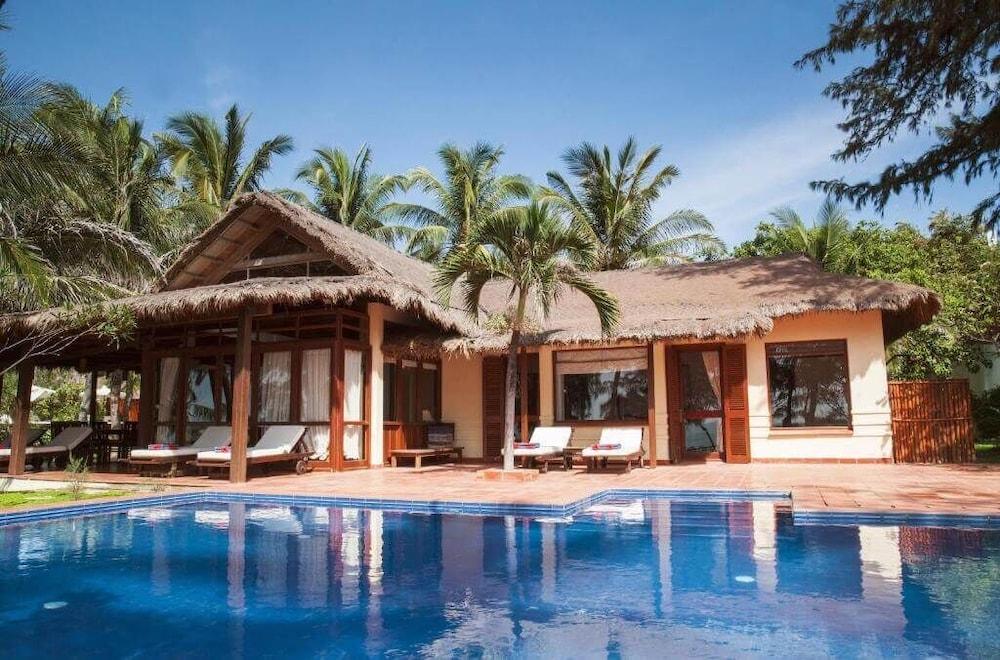Victoria Phan Thiet Beach Resort & Spa — 3