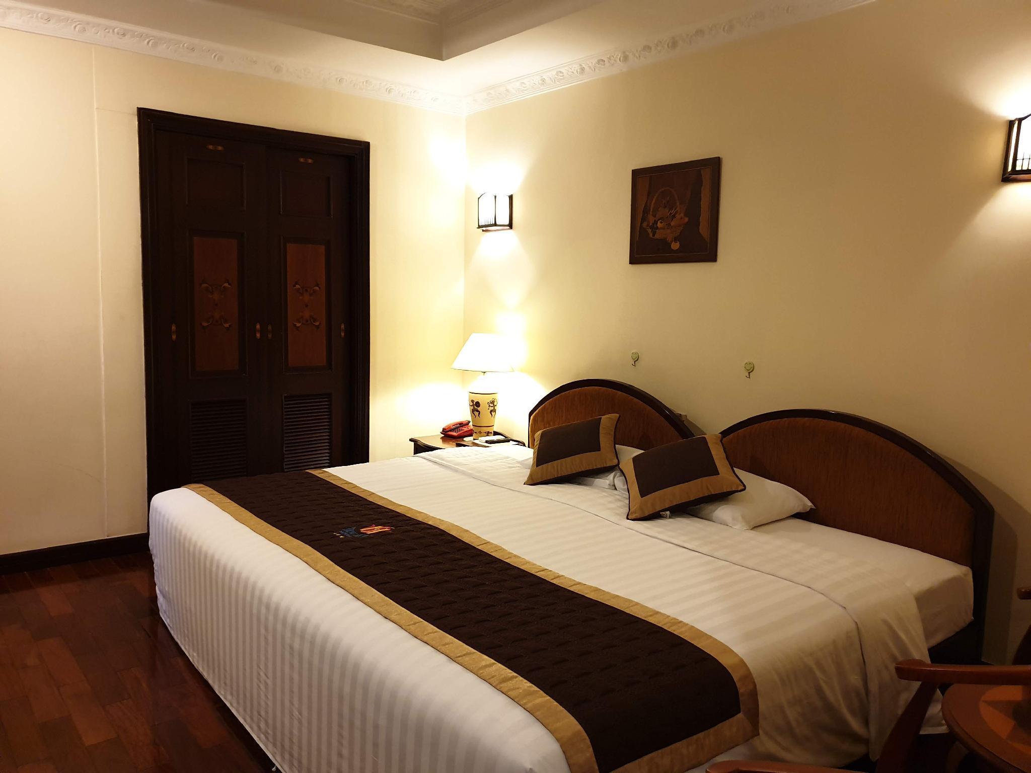 Huong Sen Hotel — 9