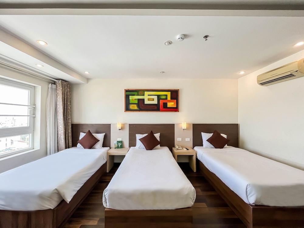 Quoc Cuong Center Hotel — 9