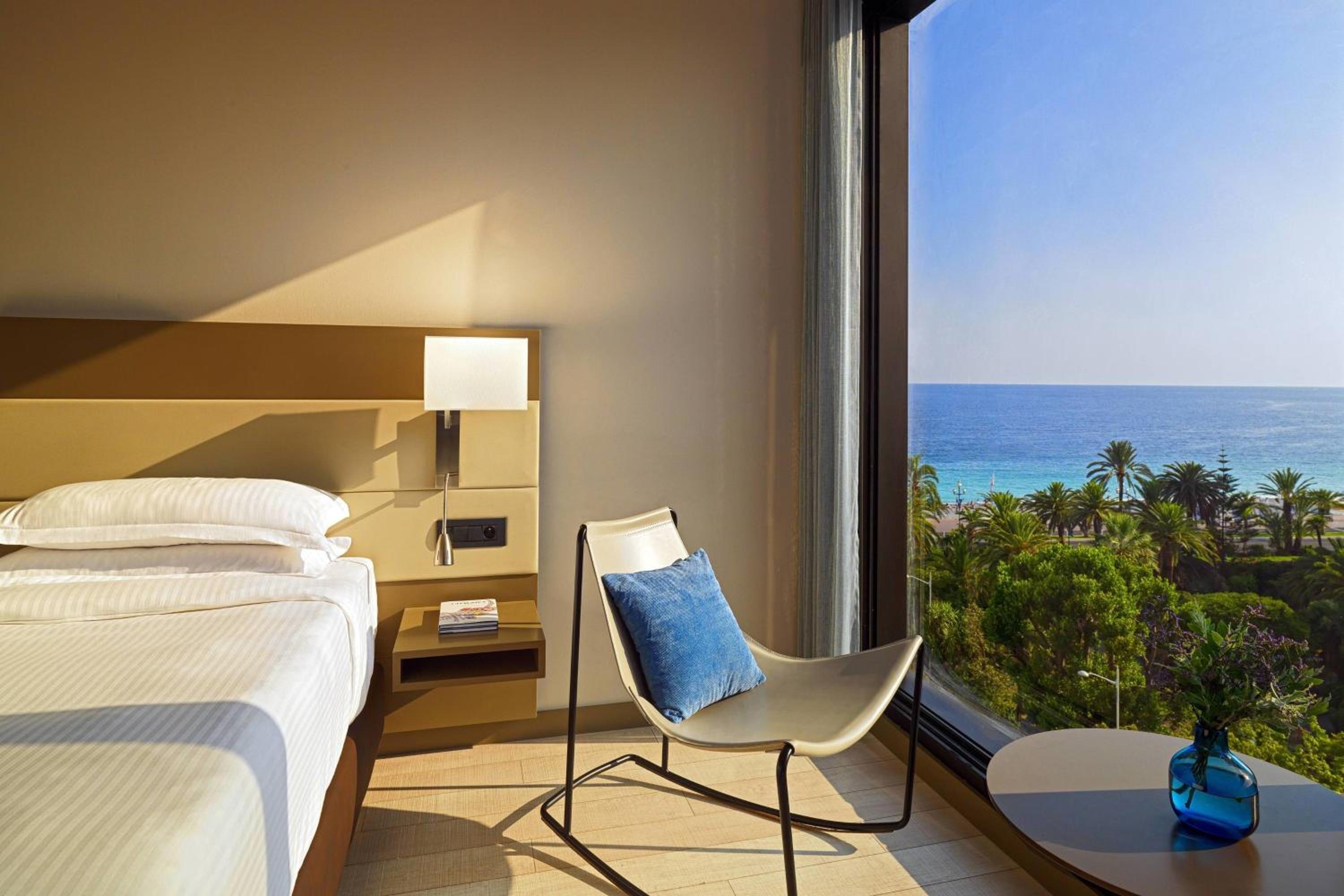 Ac Hotel By Marriott - Nice — 4