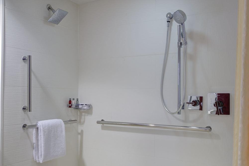 Marriott Chicago Southwest at Burr Ridge — 5