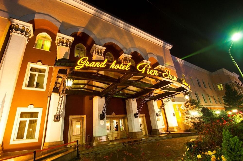 Grand Hotel Tien Shan — 2
