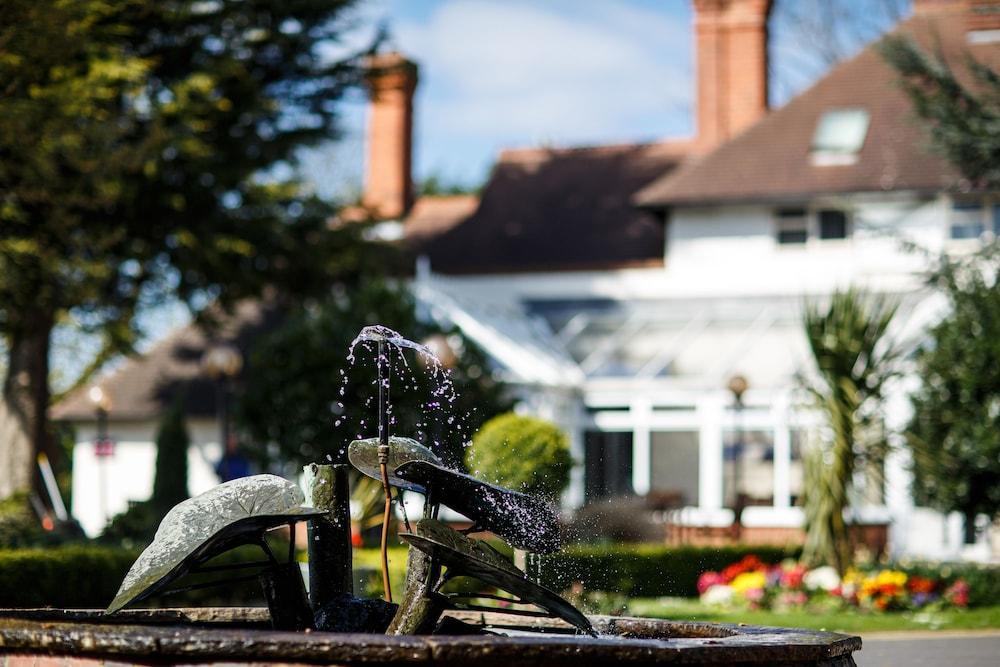 Mercure Hull Grange Park Hotel — 5