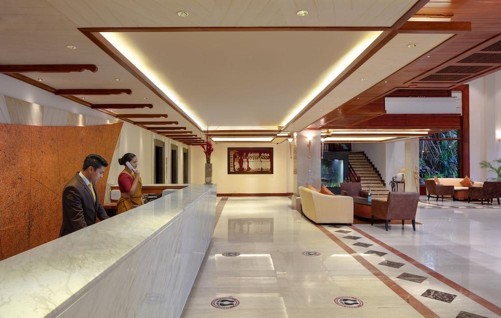 Earls Regency Hotel 90888 — 8