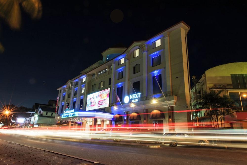 Ramada By Wyndham Princess Paramaribo — 8