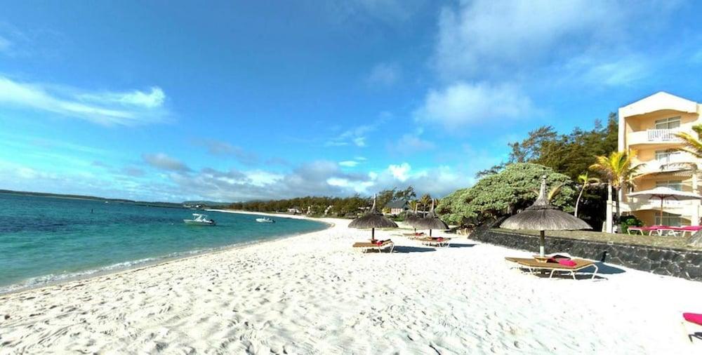 SILVER BEACH — 4