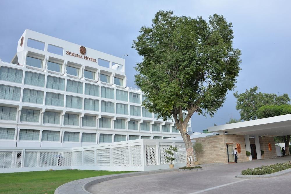 Serena Peshawar (Ex Pearl Continental Hotel) — 6