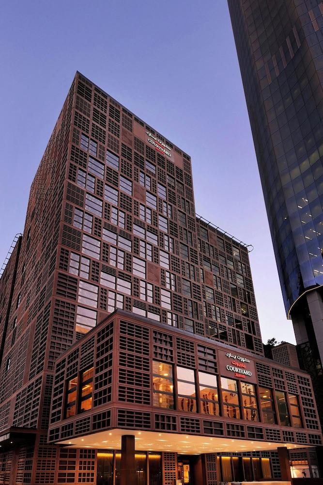 Courtyard by Marriott World Trade Center Abu Dhabi — 5