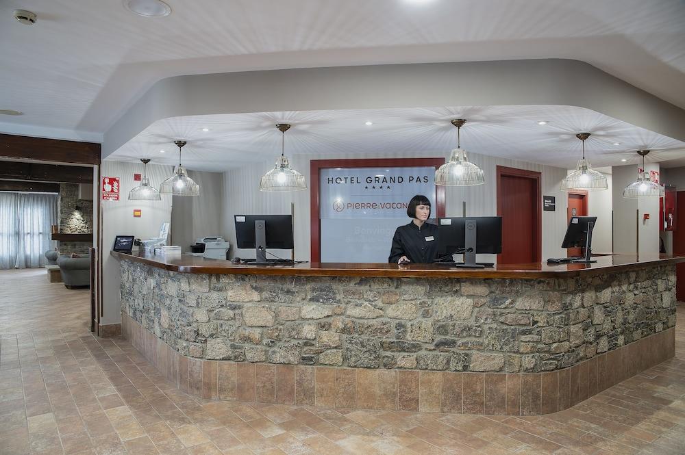 Hotel Grand Pas 1097778 — 7