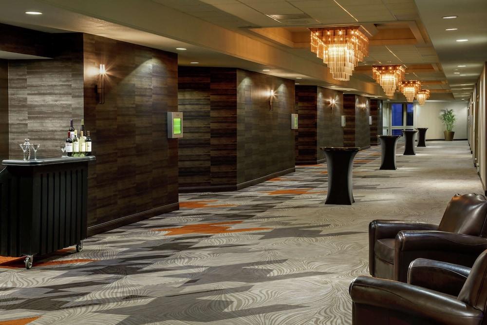 Doubletree Hotel Colorado Springs - World Arena Co — 10
