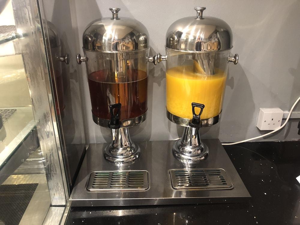 Ibis Styles Birmingham Oldbury (ex. Travellers Inn) — 8