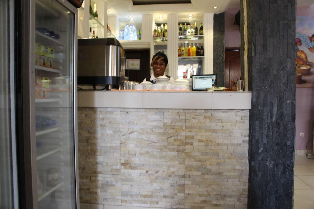 Tou'Ngou Hotel — 3