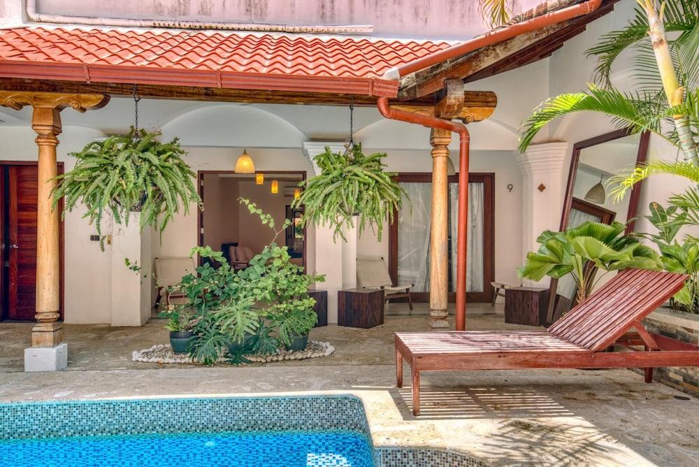 Hotel Alcazar 1182108 — 6