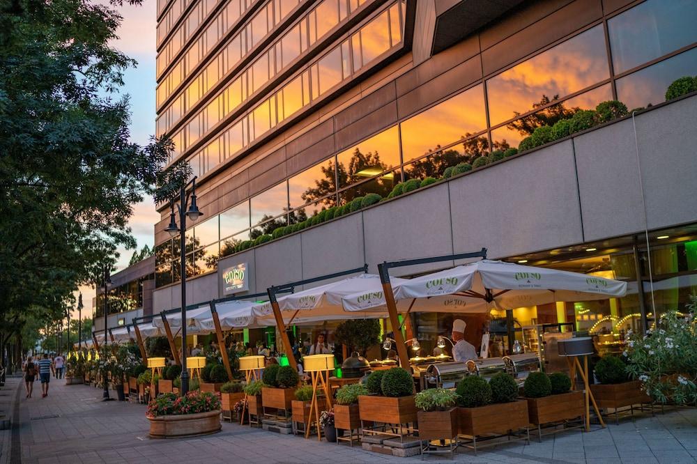 INTERCONTINENTAL BUDAPEST — 4