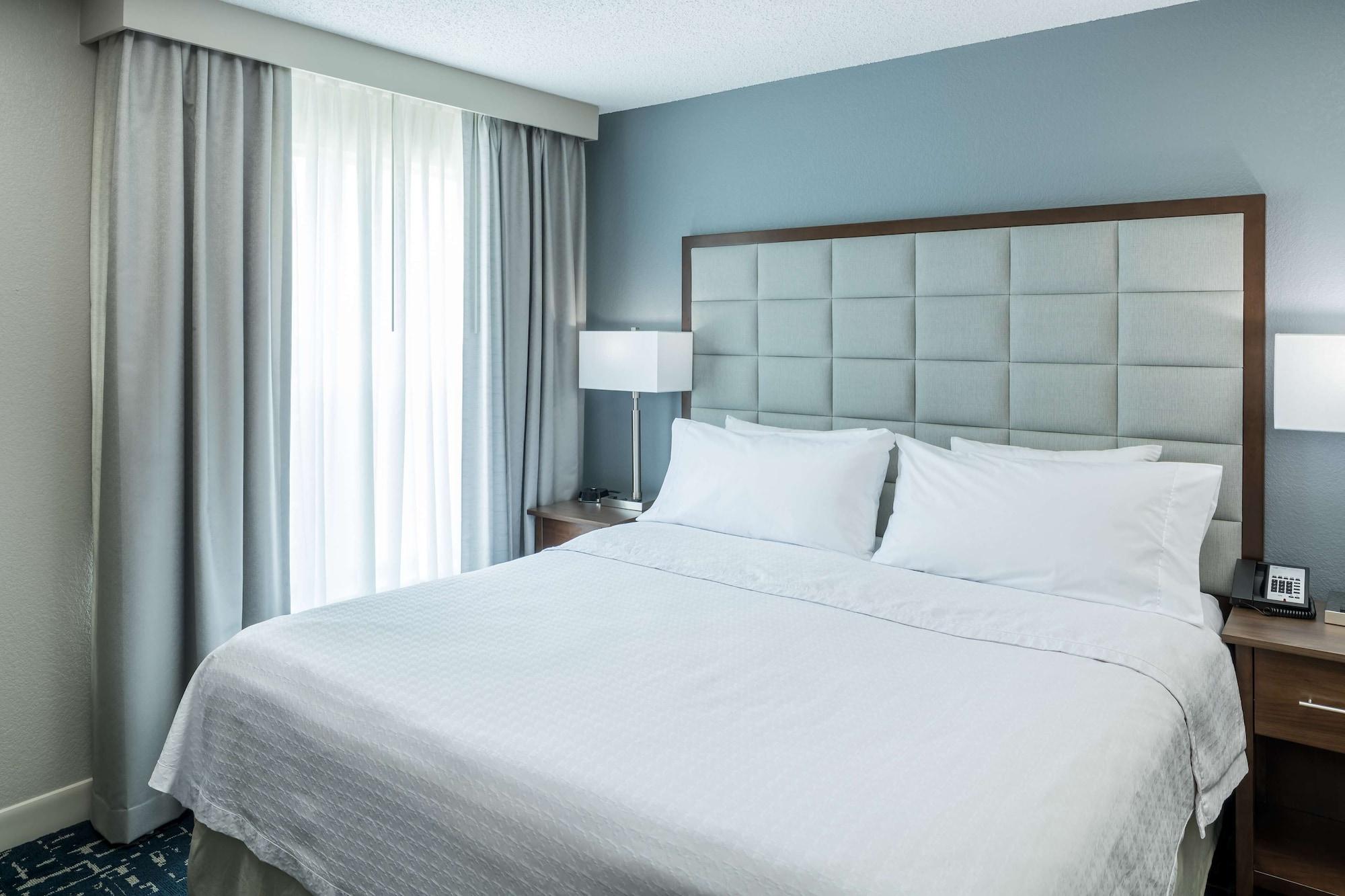 Homewood Suites by Hilton Austin-Arboretum/NW — 10