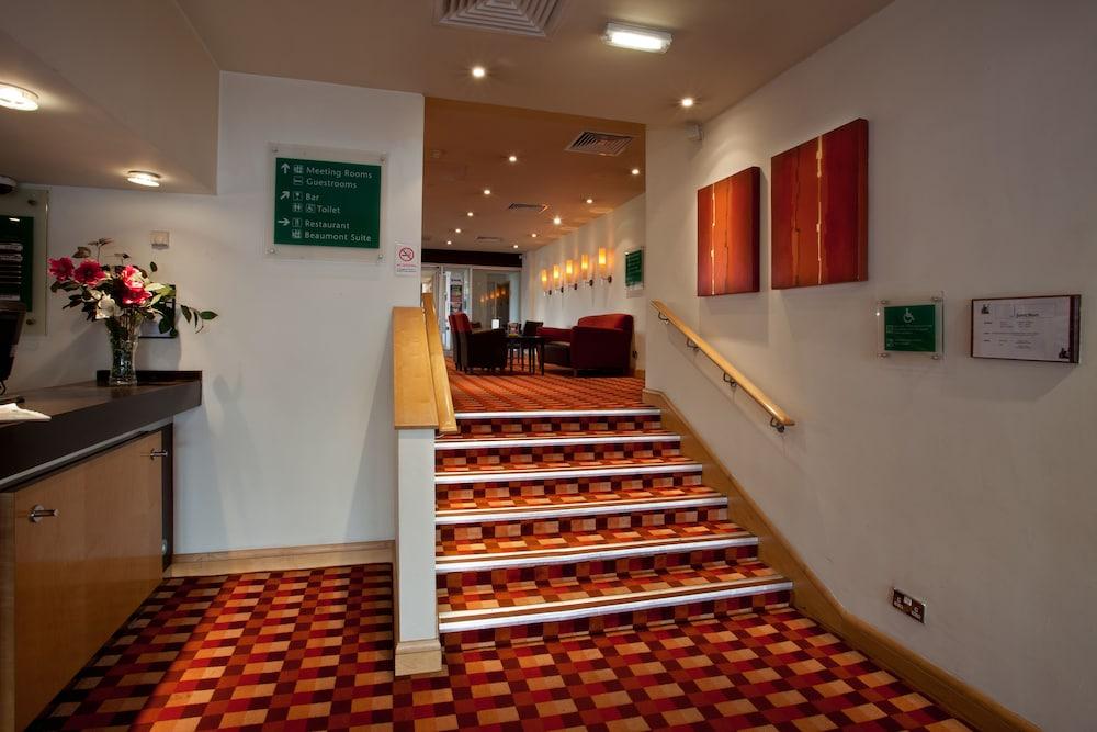 Britannia Bolton Hotel — 8