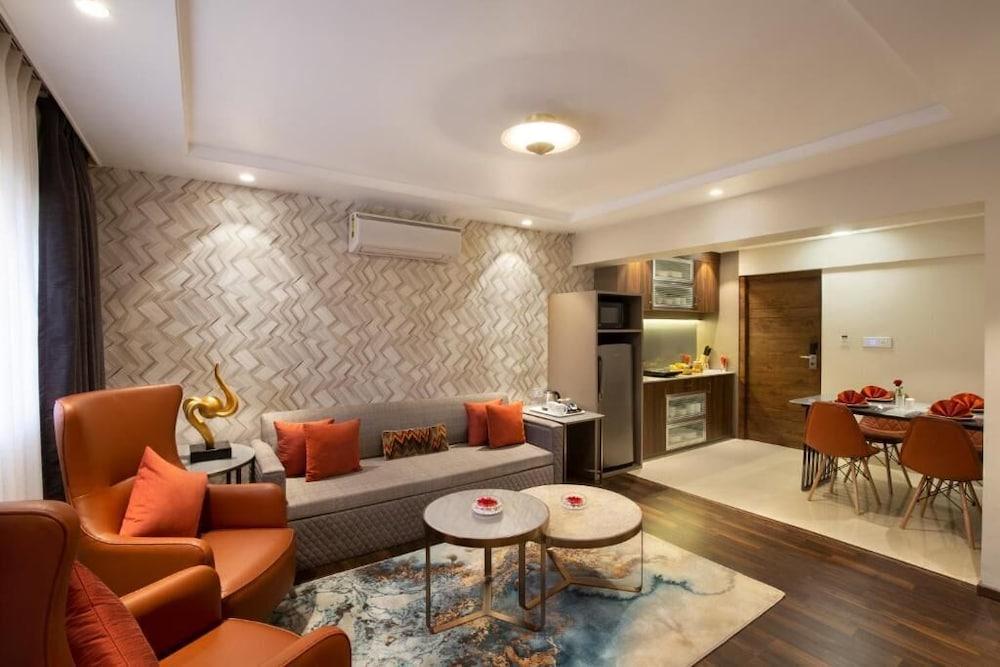 SUBA PALACE HOTEL — 3