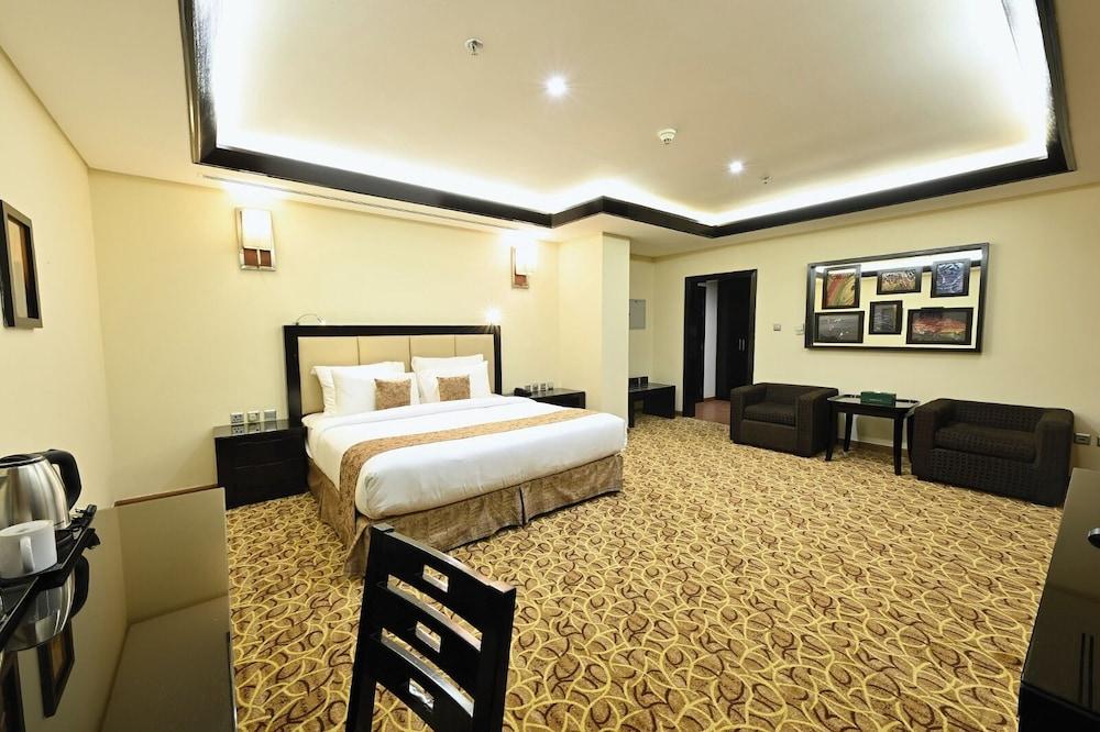 Pavilion Palace Hotel — 10