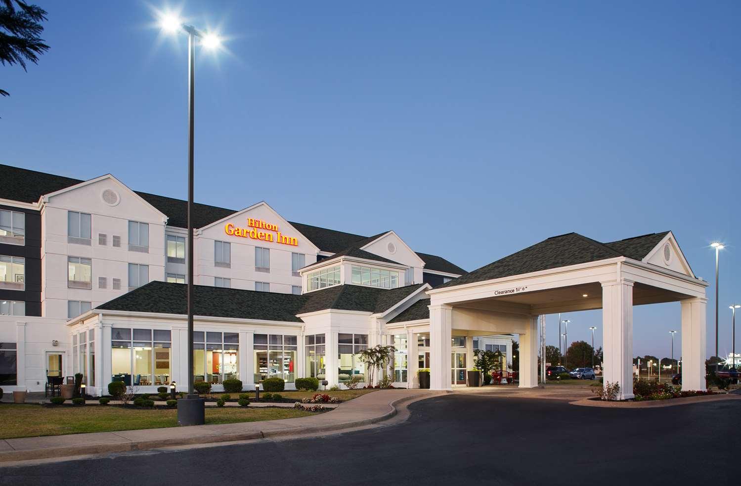 HILTON GARDEN INN JONESBORO — 10