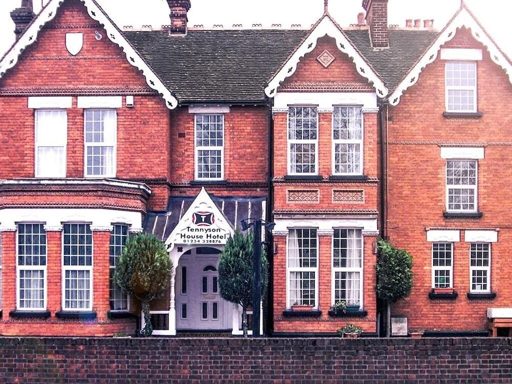 Tennyson House Hotel — 3