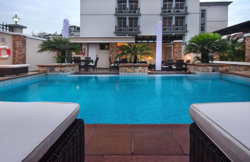 PROTEA HOTEL ABUJA — 4