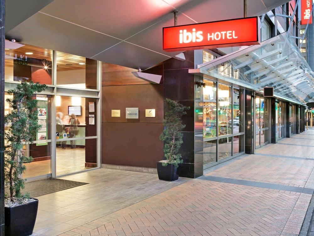 IBIS WELLINGTON — 3