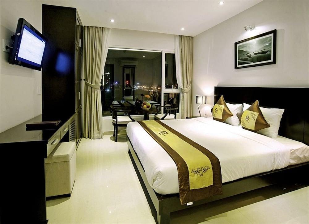D&C Hotel — 8