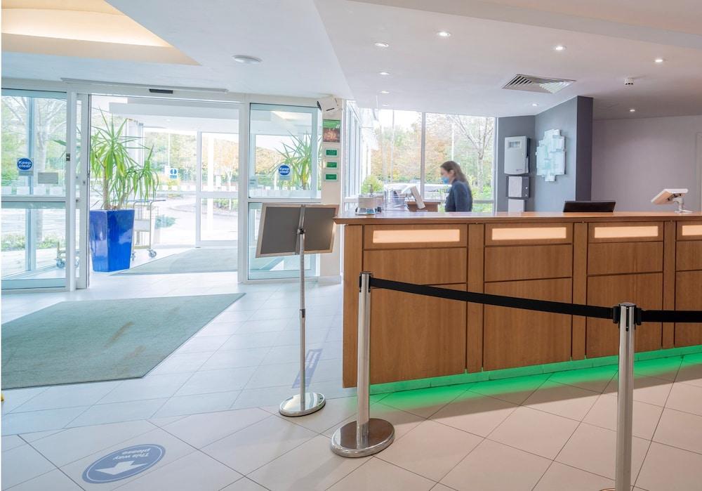 Holiday Inn Bristol Airport — 3