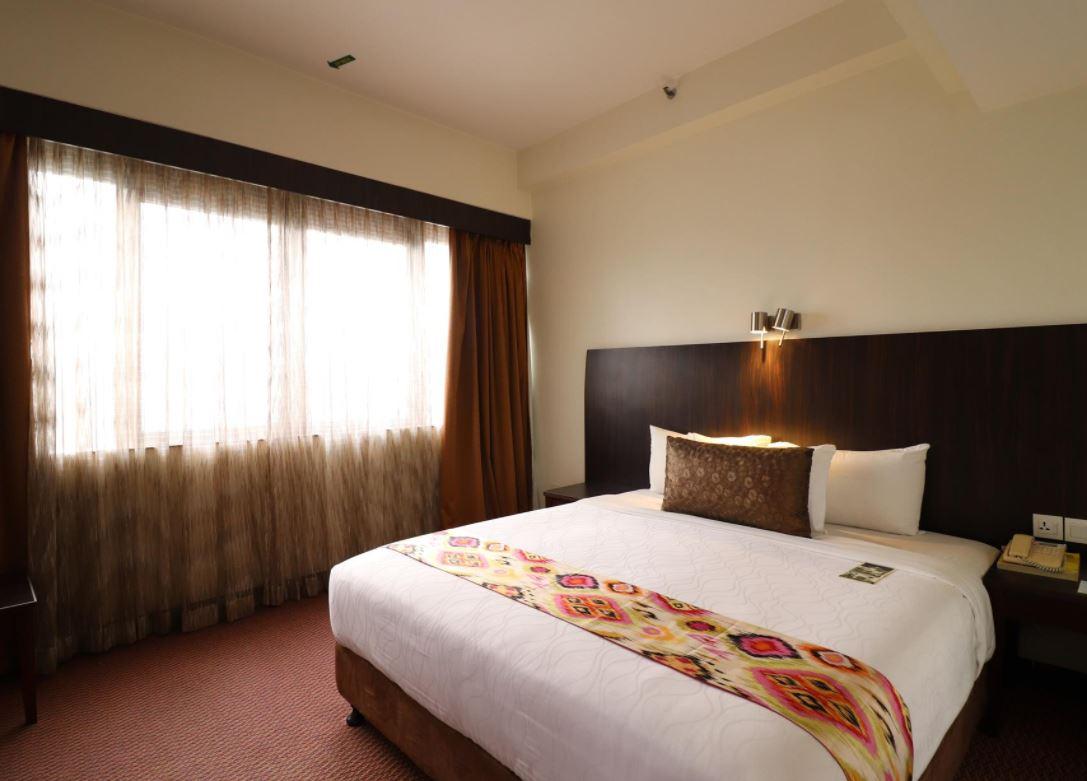 HOTEL GRAND CONTINENTAL KUALA LUMPUR — 4